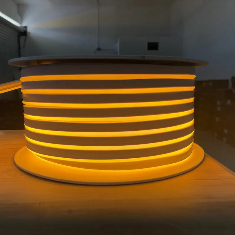 Metro Manguera LED Neon Flex CLIP Amarillo Dorado 110V Uso Exterior Corte 10 cm