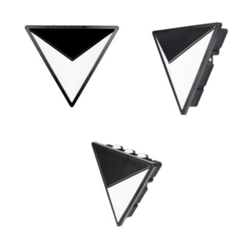 Luminario De Pared Policarbonato Triangular 24W, Uso Exterior Luz Cálida