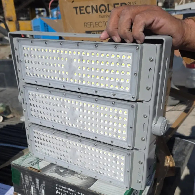 Reflector Led De Alta Potencia 300W 39000LM 85-305V~ 6500K IP65