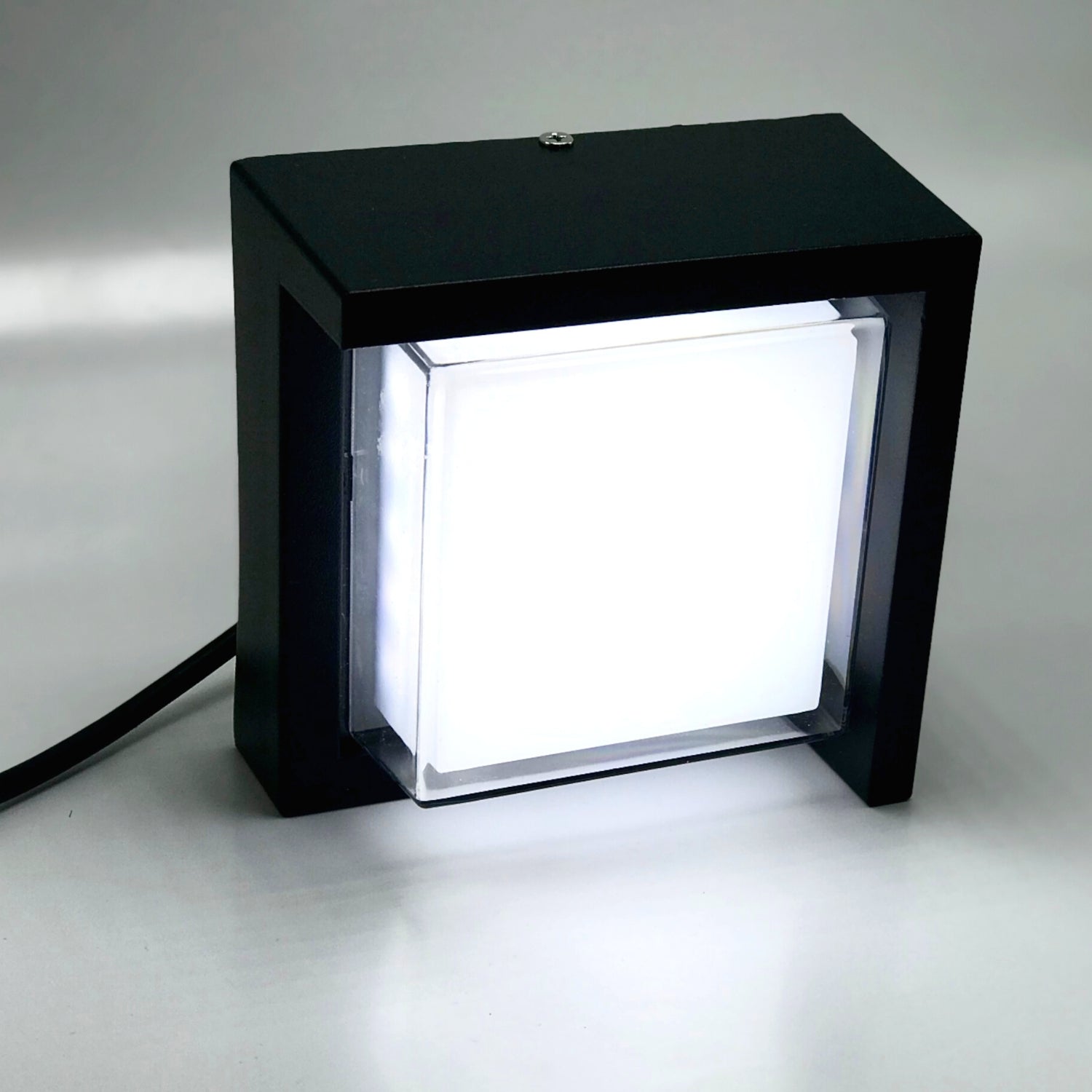 Arbotante Cuadrado 7W Dubai - Wattko