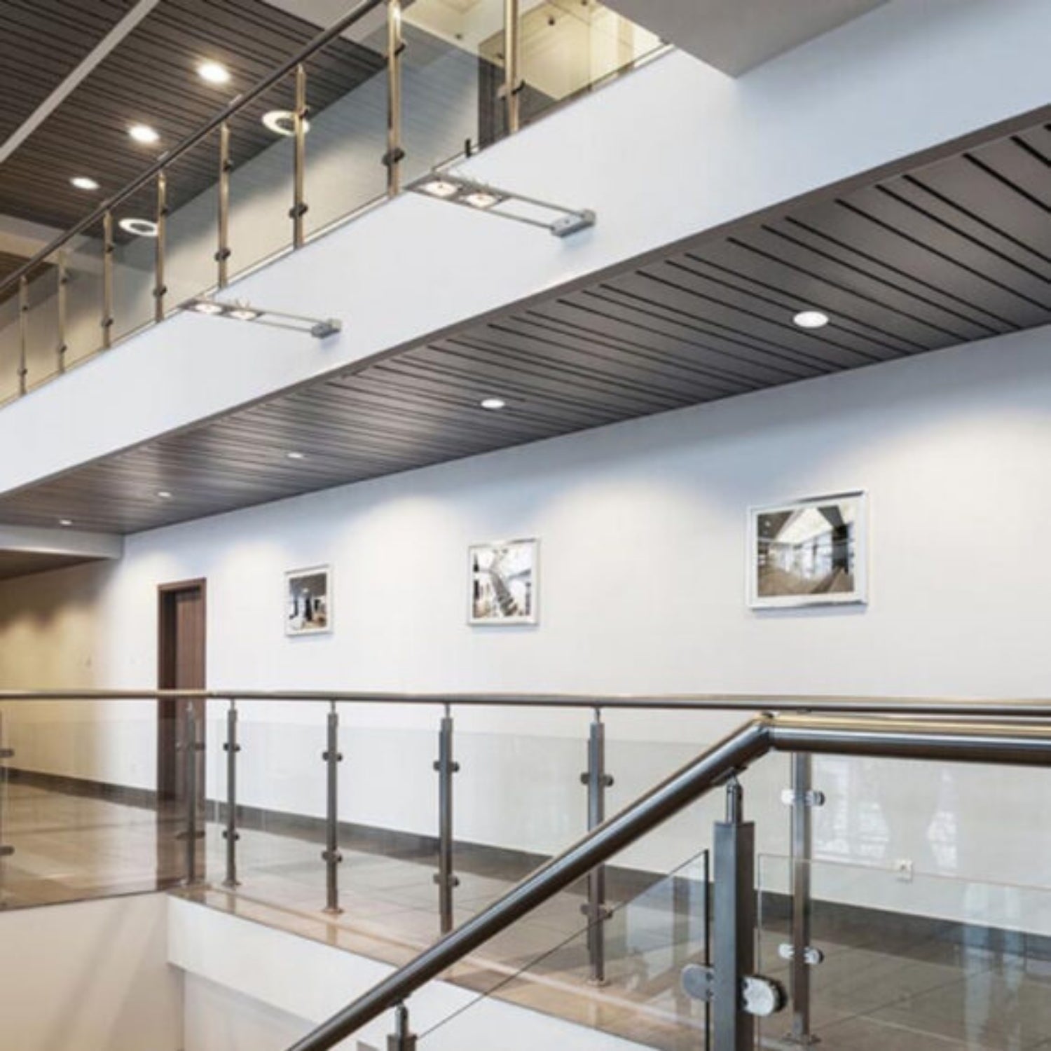 Lampara De Techo Dirigible 4", 10W Atenuable Blanca - Wattko