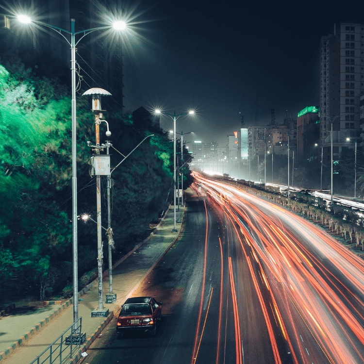 Lampara Suburbana SLB 60W Con Fotocelda De Alta Calidad - Wattko